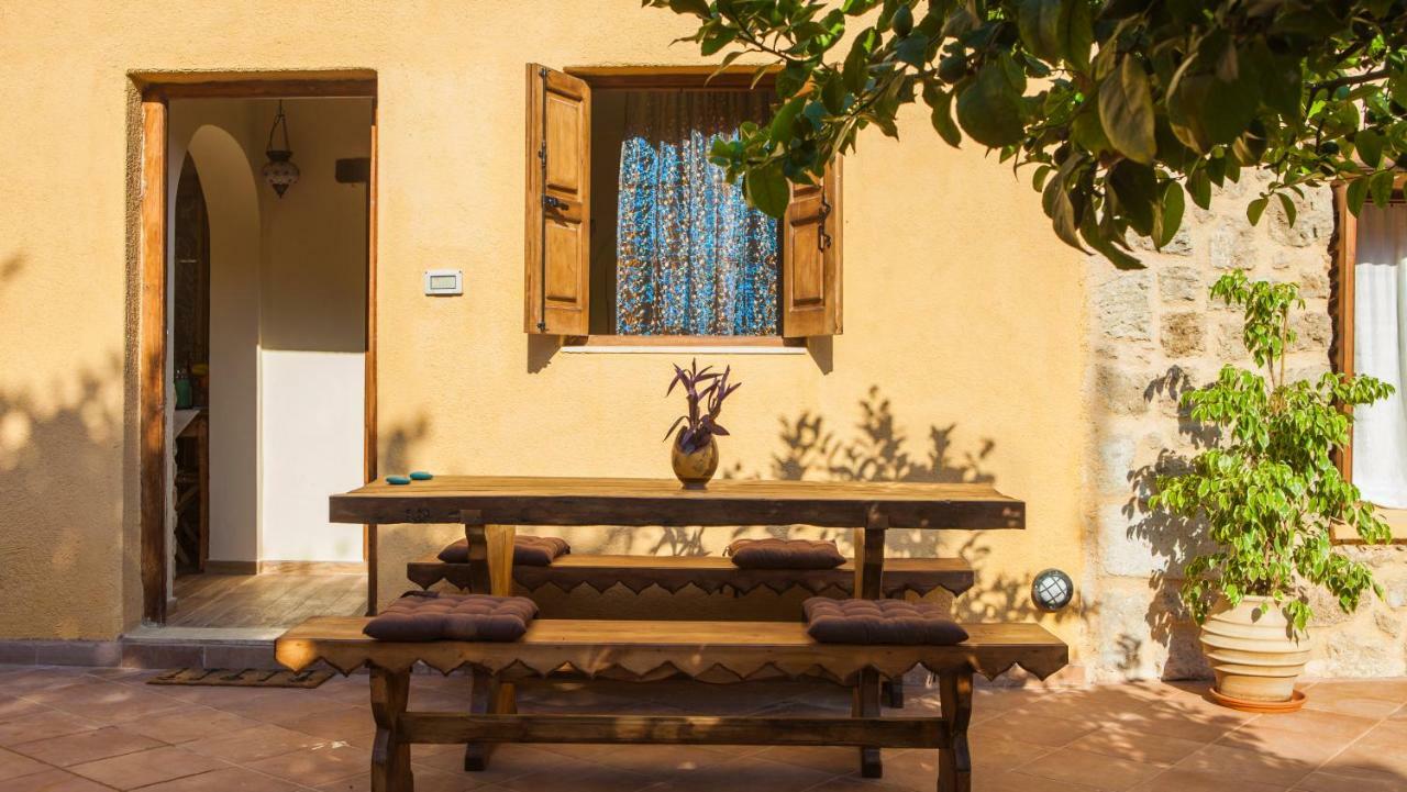 Villanonna Suites & Hamam Rhodes City エクステリア 写真